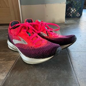 Brooks Levitate 2